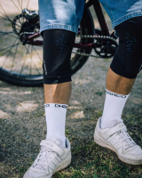 Dharco Gravity Knee Pad