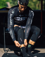 Dharco Gravity Knee Pad